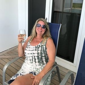 Meet your Posher, Christine